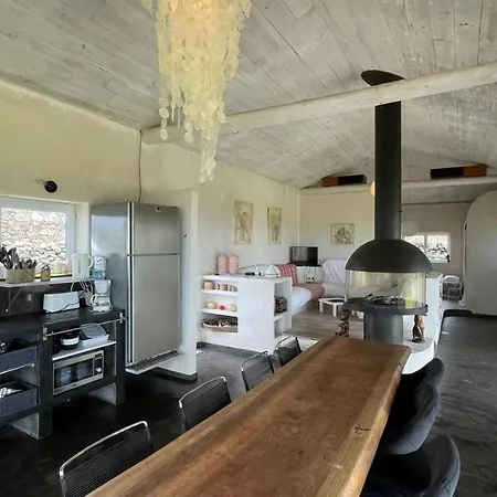 Casa Atlantida - Sea Front Holiday home Faja Grande